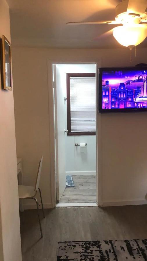 Cozy Room With Private Bathroom Nueva York Exterior foto